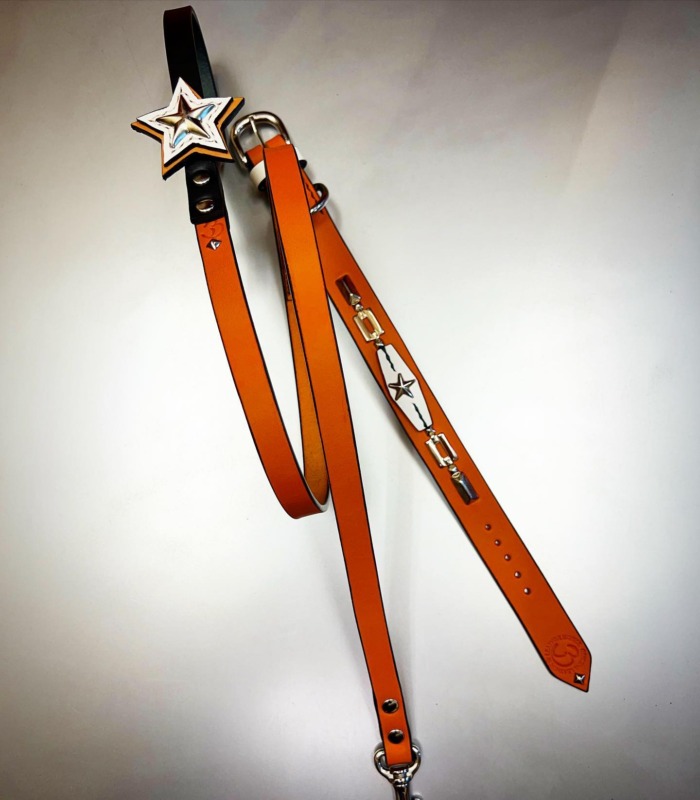 ・☆24mm幅 Dog collar☆・☆ワンスター☆・☆両サイドにチェーン・パターンをカスタム☆・・・☆15mm幅 Dog leash☆・☆立体的なダブル・スターをカスタム☆・・・・・☆今週は、日曜日のみの営業になります☆・#original #leather#accessories #dogcollar #dogleash#star#studs#chain#necklace #wristband #belt#dogtag#handmade#kagoshima#dog#instadog#dogstagram #shibainu #mameshiba #japandog #犬#首輪#迷子札#ネックレス#星#柴犬#豆柴#日本犬#チェーン#鹿児島